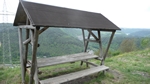 Rastplatz mir schönem Blick ins Tal